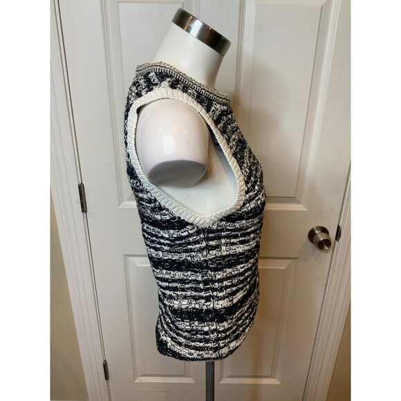 Alice + Olivia Black & White Tweed Knit Sleeveless Top W/ Chain Trim, Size M NWT - Picture 3 of 6